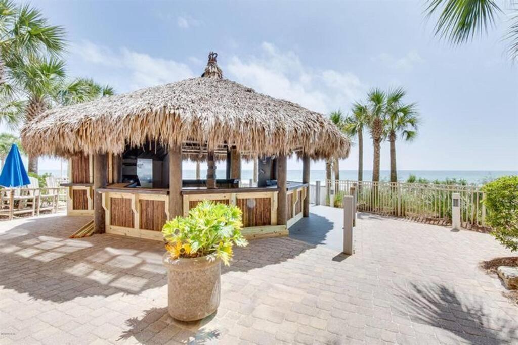 Calypso 203 1 Bedroom Gulf Front Apartment *
